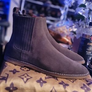 Saint Laurent 'Nino' Suede Chelsea Boots